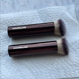 2 Hourglass Dual Makeup Brushes - foundation brush SBA8